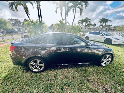 Used 2011 Lexus IS 250 image 5