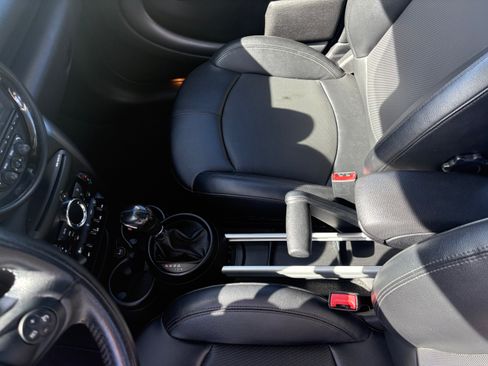 Used 2015 MINI Cooper Countryman S image 6