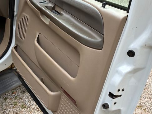Used 2002 Ford F350 4x4 Crew Cab DRW Super Duty image 14