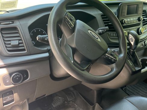 Used 2022 Ford Transit 250 148 High Roof Extended RWD image 10