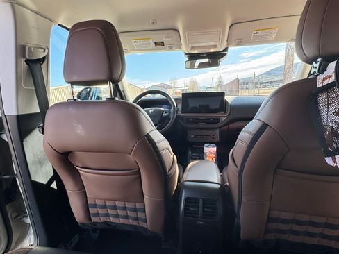 Used 2025 Ford Bronco Sport Outer Banks image 4