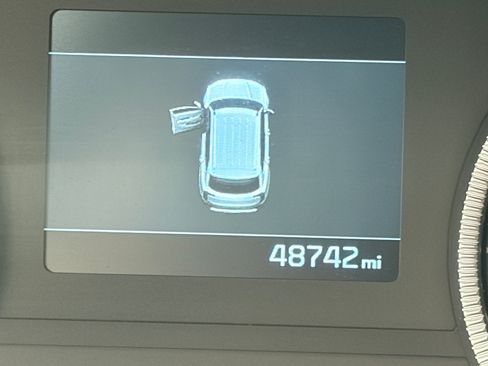 Used 2022 Kia Telluride S AWD/4WD image 14