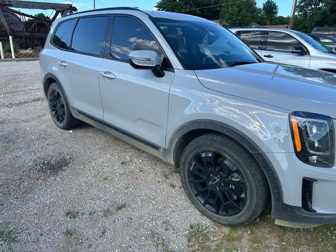 Used 2022 Kia Telluride SX w/ SX Prestige Package AWD/4WD image 6