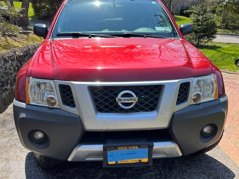 Used 2014 Nissan Xterra PRO-4X w/ Pro-4x Leather Package image 5
