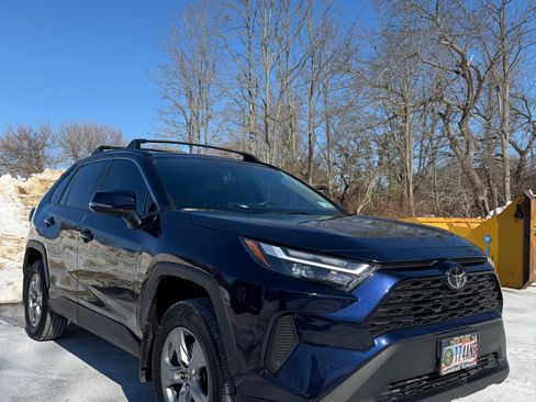 Used 2024 Toyota RAV4 XLE w/ Convenience Package image 1