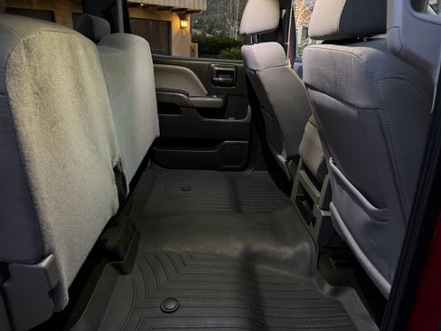 Used 2018 Chevrolet Silverado 1500 LT w/ Texas Edition image 16