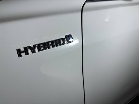 Used 2007 Toyota Camry Hybrid Sedan 4D image 5