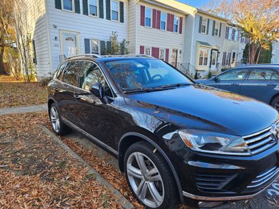 Used 2017 Volkswagen Touareg Executive