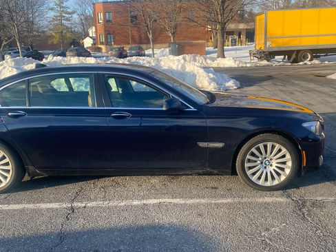 Used 2012 BMW 750Li xDrive image 6