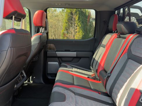 Used 2024 Ford F250 Lariat w/ Lariat Ultimate Package image 6