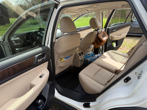 Used 2016 Subaru Outback 3.6R Limited image 5