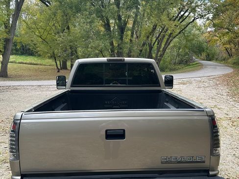 Used 1998 Chevrolet Silverado 1500 4x4 Regular Cab image 11