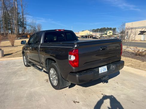 Used 2016 Toyota Tundra Limited w/ Limited Premium Package image 5