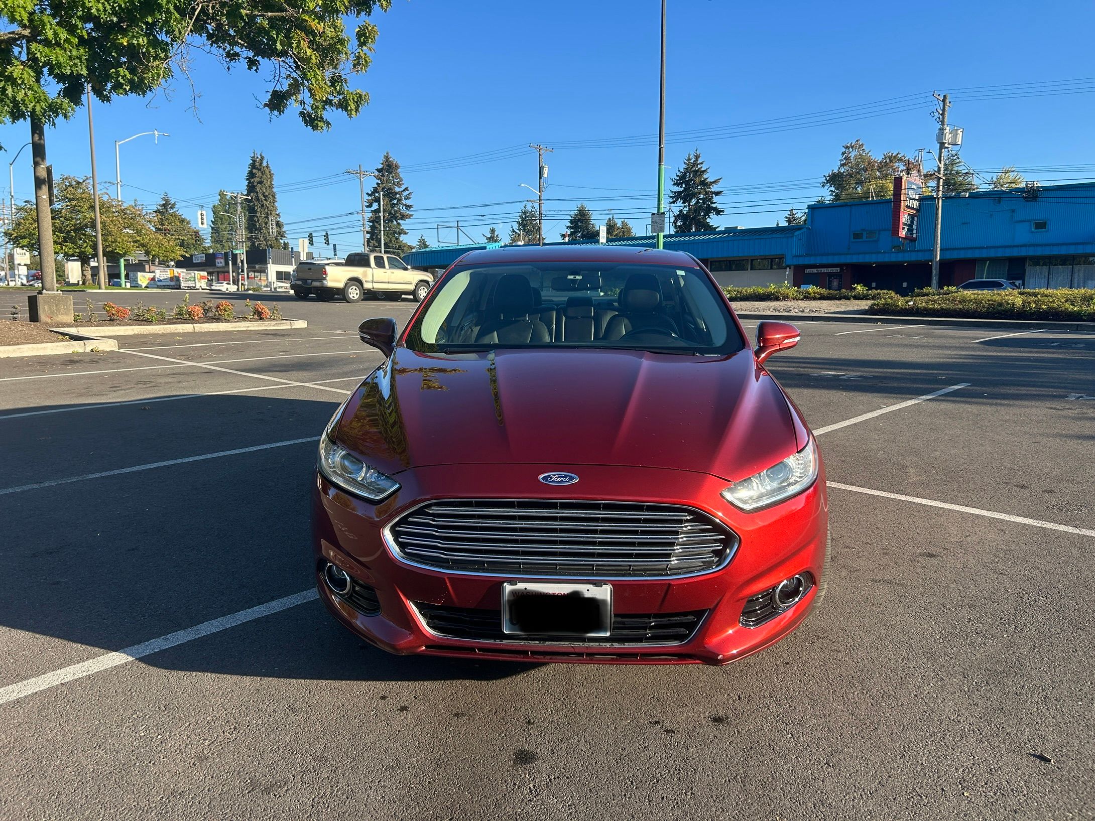 Used 2014 Ford Fusion Titanium FWD image 4