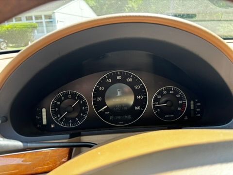 Used 2007 Mercedes-Benz E 350 4MATIC Wagon image 16