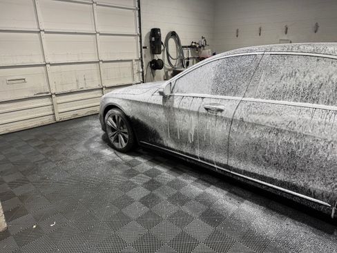 Used 2020 Mercedes-Benz S 560 4MATIC Sedan image 18