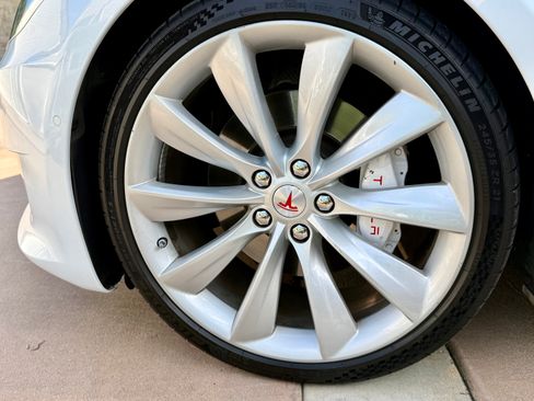 Used 2016 Tesla Model S 75D image 11