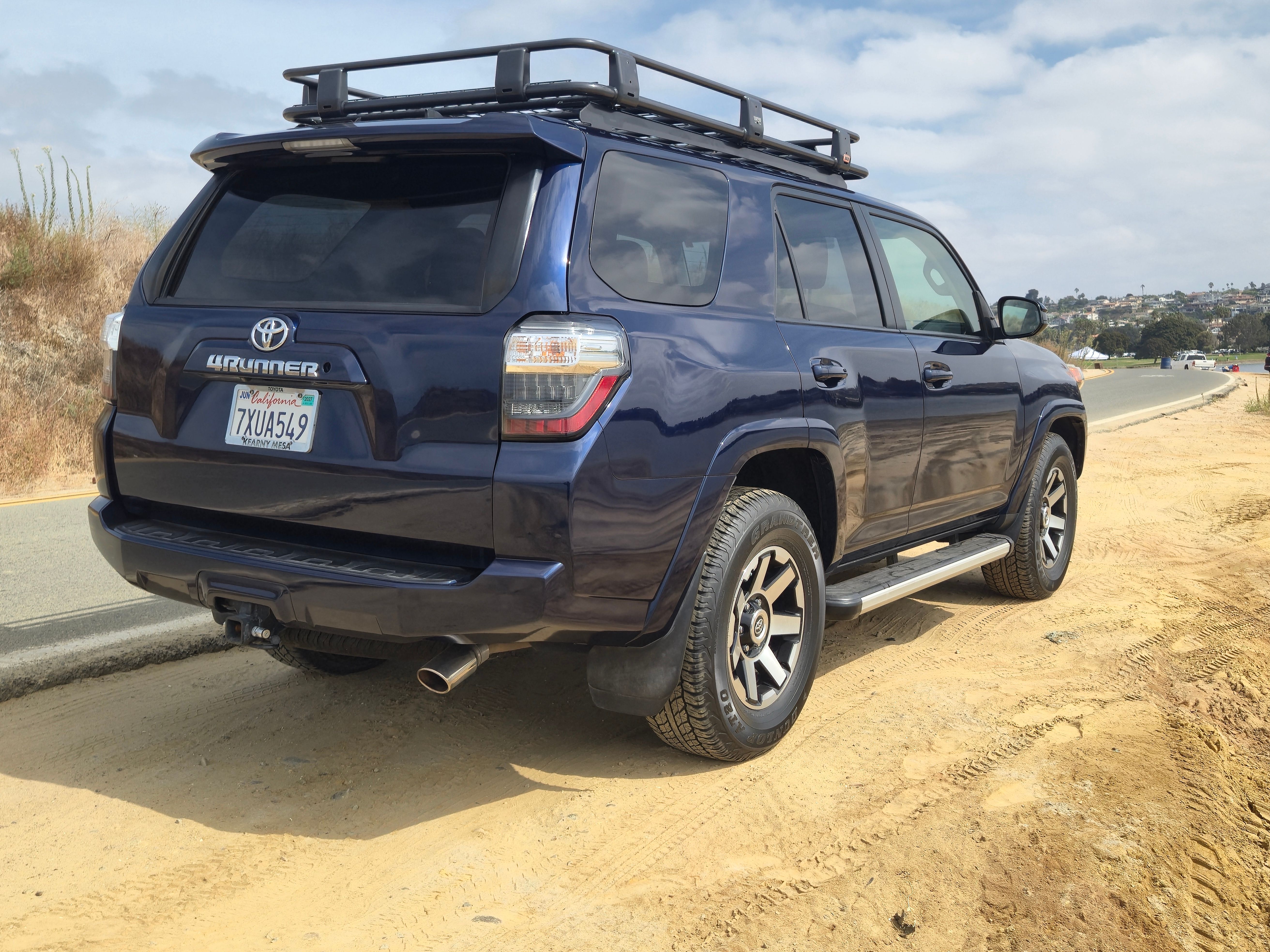 Used 2017 Toyota 4Runner SR5 RWD image 21