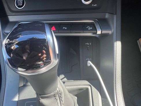 Used 2025 Audi Q3 2.0T Premium w/ Convenience Package image 23