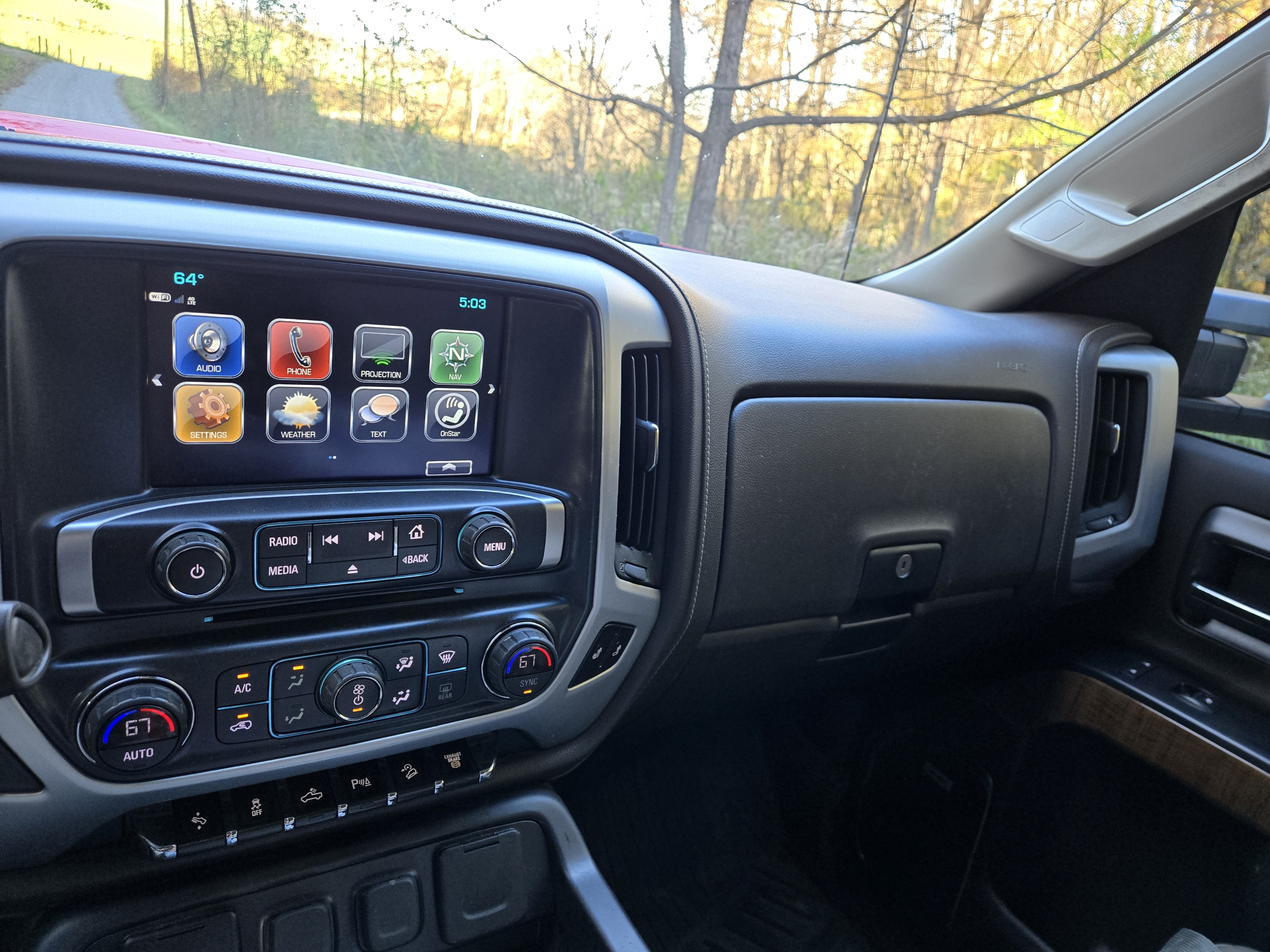 Used 2019 GMC Sierra 2500 SLT w/ Duramax Plus Package AWD/4WD image 11