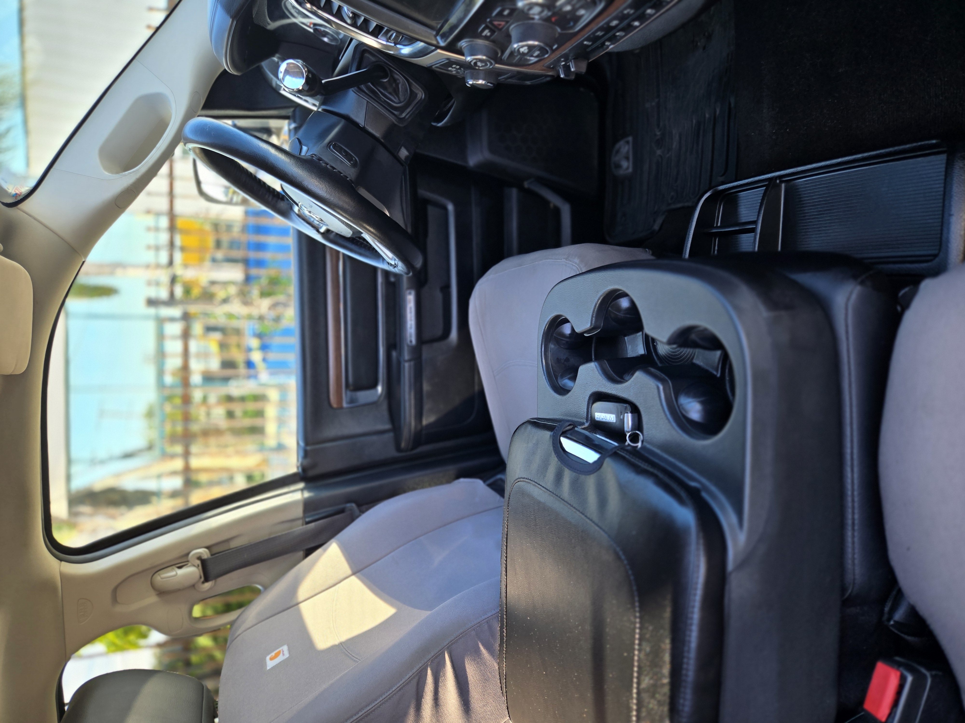 Used 2014 RAM 3500 Laramie AWD/4WD image 15