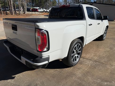Used 2021 GMC Canyon Denali image 29