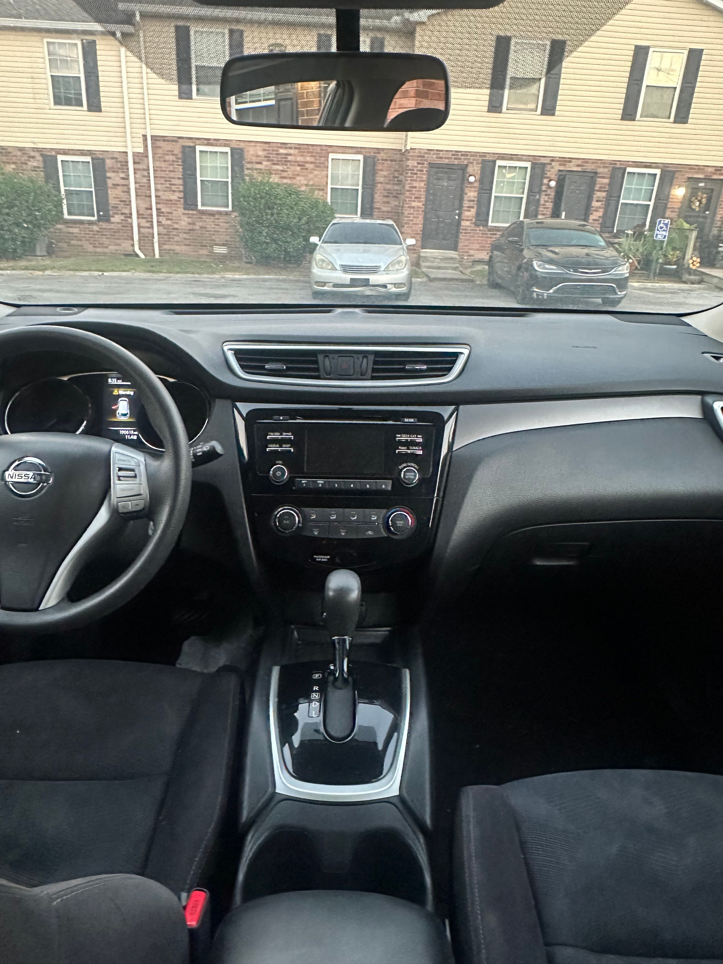 Used 2016 Nissan Rogue S AWD/4WD image 13
