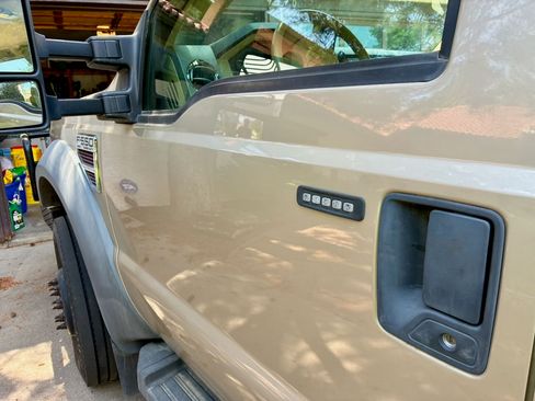 Used 2008 Ford F550 4x4 Crew Cab Super Duty image 19