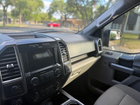 Used 2016 Ford F150 XLT w/ Equipment Group 302A Luxury image 14