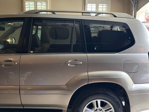 Used 2005 Lexus GX 470 image 22