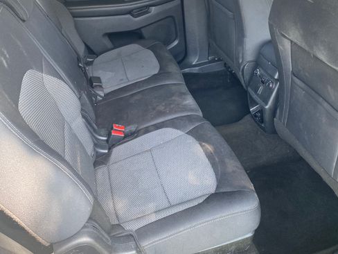 Used 2016 Ford Explorer XLT image 8