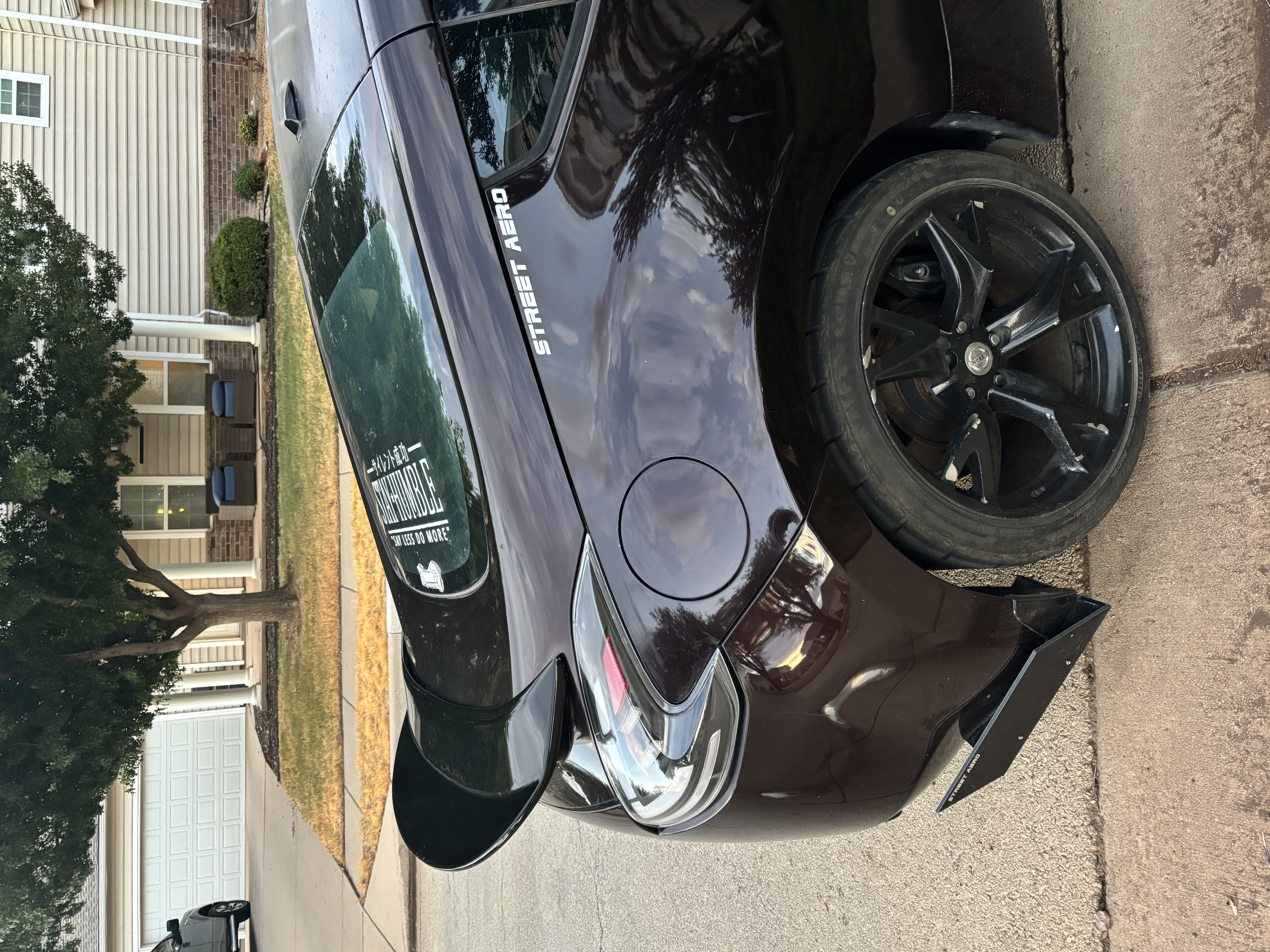 Used 2010 Nissan 370Z Touring w/ Sport Pkg RWD image 9