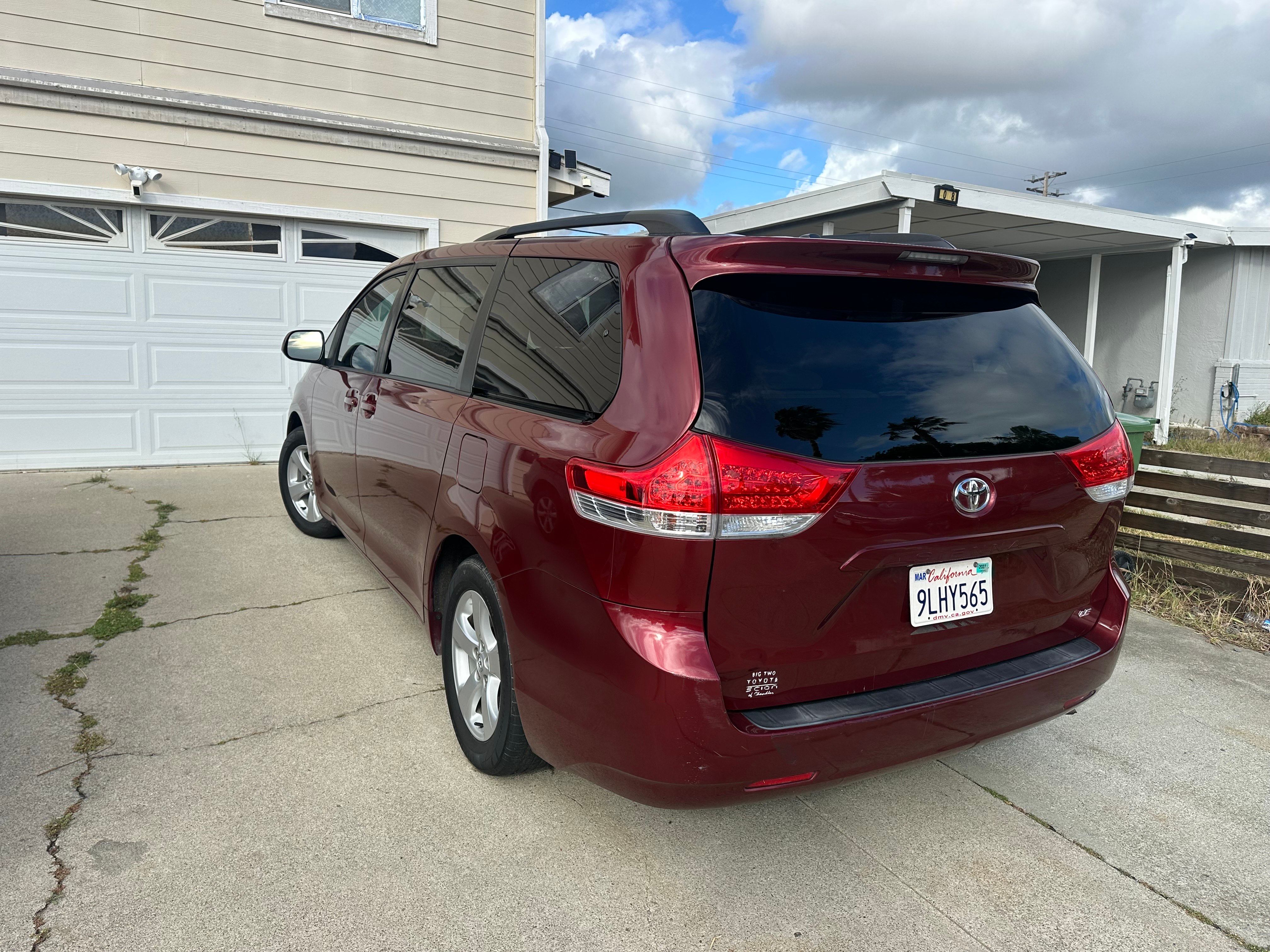 Used 2014 Toyota Sienna LE FWD image 13
