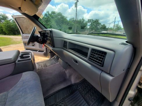 Used 1996 Dodge Ram 3500 Truck 2WD Club Cab image 14