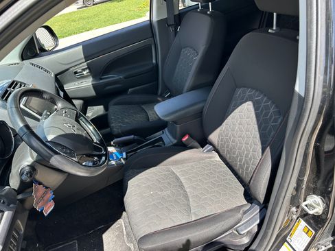 Used 2022 Mitsubishi Outlander Sport LE FWD image 15