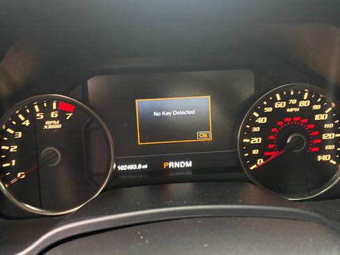 Used 2018 Ford F150 Raptor w/ Equipment Group 802A Luxury AWD/4WD image 7
