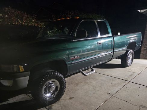 Used 1999 Dodge Ram 2500 Truck 4x4 Quad Cab image 7