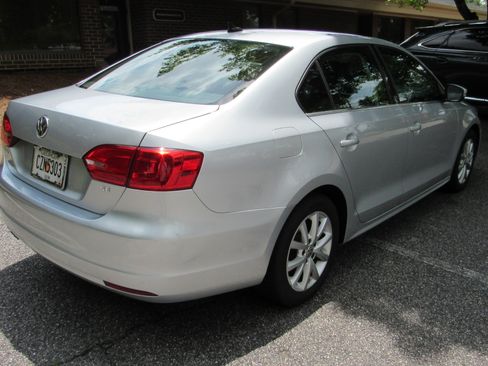Used 2014 Volkswagen Jetta SE FWD image 6
