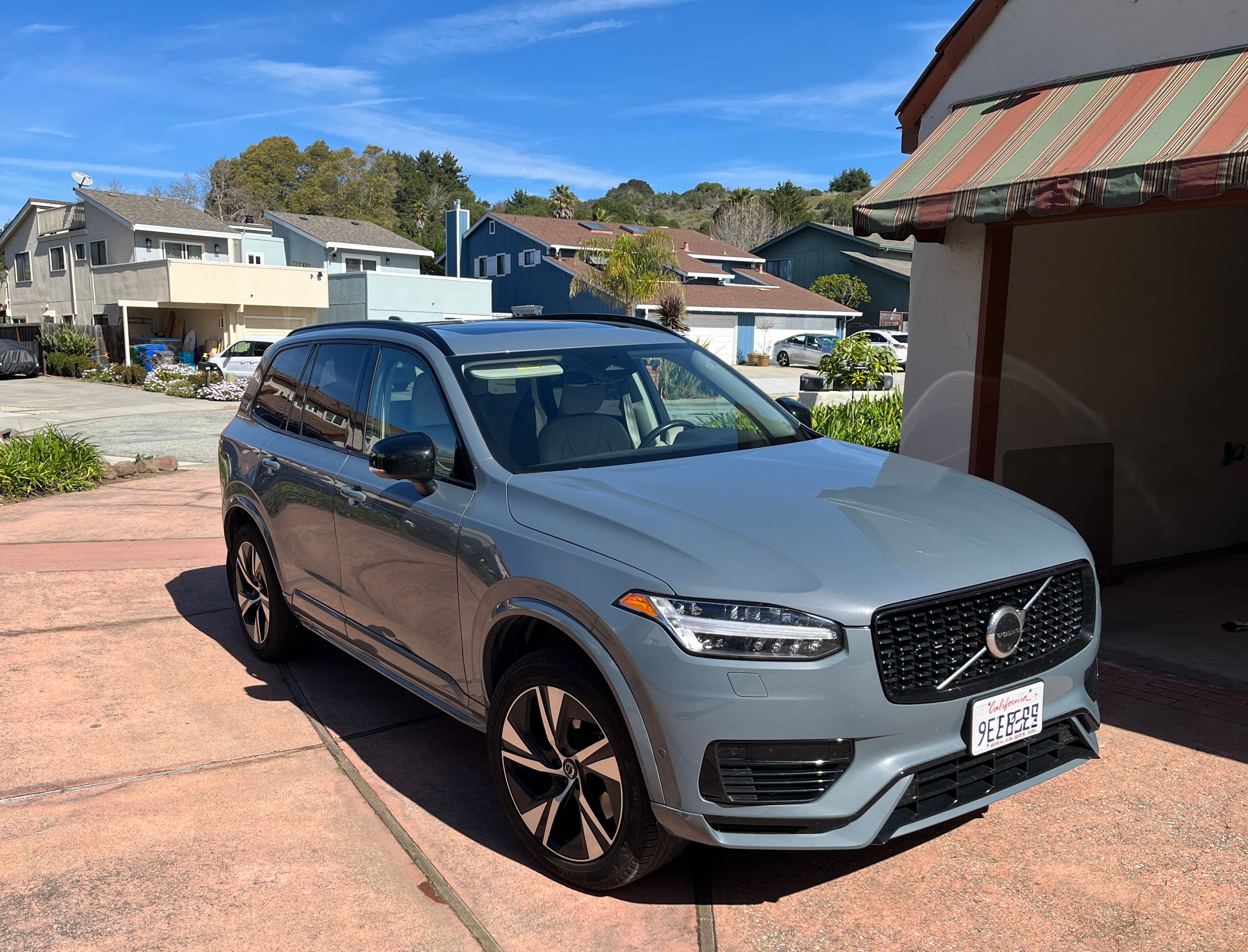 Used 2023 Volvo XC90 T8 Plus AWD/4WD image 1