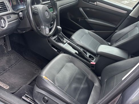 Used 2015 Volkswagen Passat 1.8T S FWD image 13