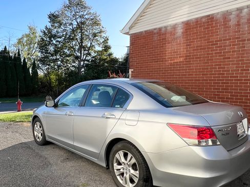 Used 2009 Honda Accord LX-P image 5