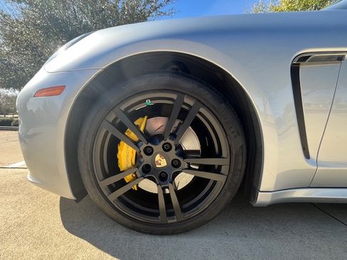 Used 2014 Porsche Panamera S image 13