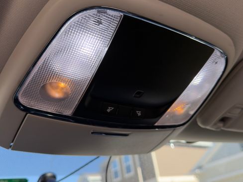 Used 2012 Dodge Durango SXT image 12