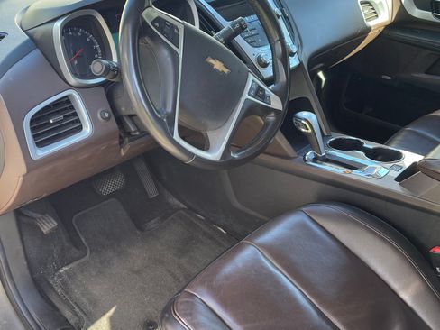 Used 2011 Chevrolet Equinox LTZ image 4