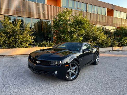 Used 2013 Chevrolet Camaro LT w/ RS Package RWD image 11