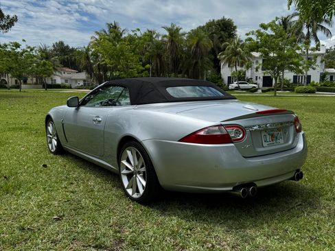 Used 2010 Jaguar XKR R RWD image 12