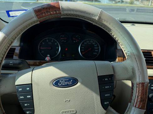 Used 2007 Ford Five Hundred SEL image 20