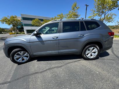 Used 2018 Volkswagen Atlas SE
