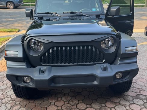 Used 2022 Jeep Wrangler Sport AWD/4WD image 1