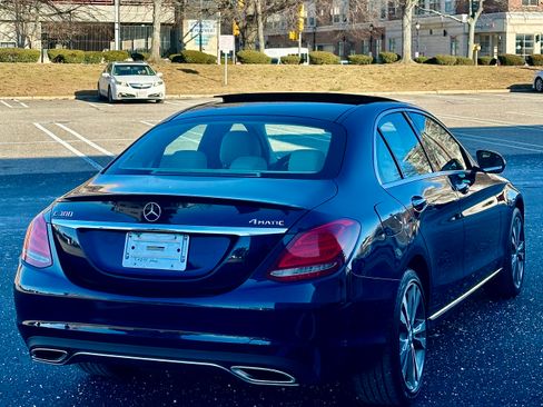 Used 2015 Mercedes-Benz C 300 4MATIC Sedan image 5